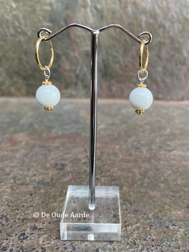Maansteen - kogel oorhangers