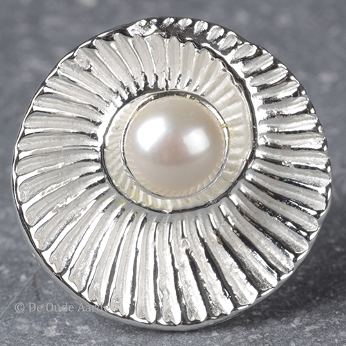 Zoetwaterparel - ring maat 17.75