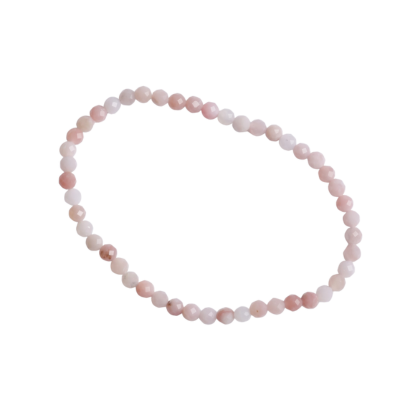 Opaal roze andes - kogelarmband facet 4mm