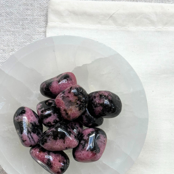 Trommelsteen - Rhodoniet