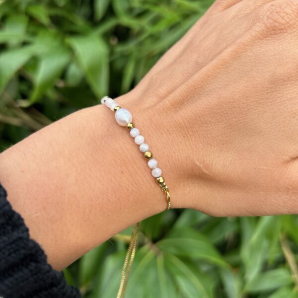 Armband - verstelbaar - Maansteen / Parel