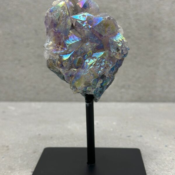 Amethist met Angel Aura op standaard #1