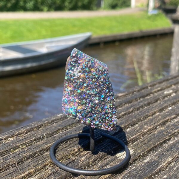 Op standaard - Amethist rainbow coated mini #19