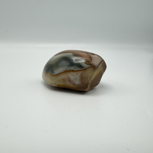 Polychroom Jaspis - deels gepolijst